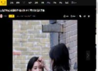王楚然贴心给鹤秋整理头发 两个美女拥抱超养眼