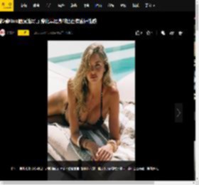 超模Klara晒泳池写真 穿比基尼身材凹凸有致好性感